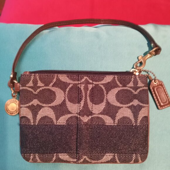 Coach Legacy Denim Wristlet/Pouchette 2007 - Picture 2 of 6